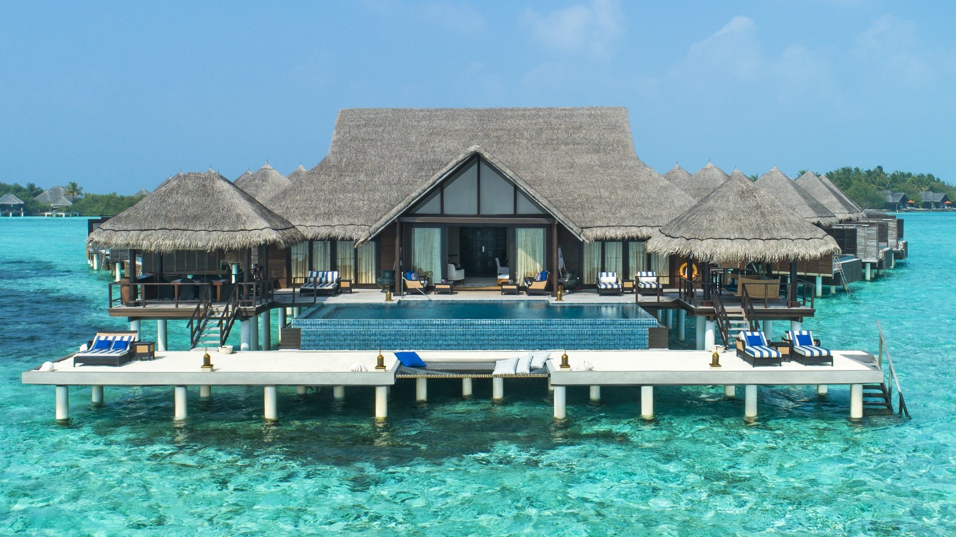Deluxe Lagoon Villa with Pool - Taj Exotica Resort and Spa - FROSCH ...
